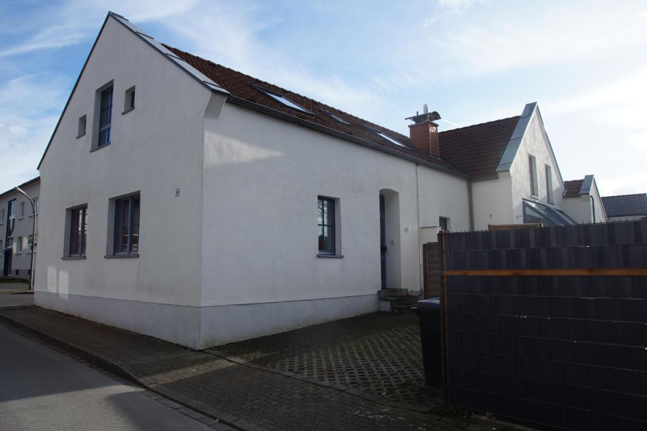 Kunst Und Bergbauflair An Der Ruhr - Inklusive Netflix & Prime Apartamento Bochum Exterior foto